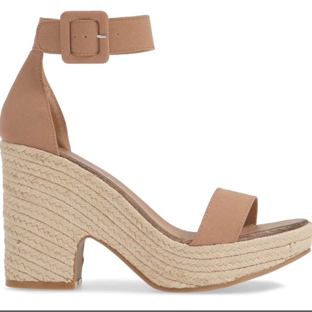 Chinese Laundry Platform Sandal